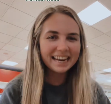 Featured image for Airline's Apology: "No Room for You, Try Again in 48 Hours"