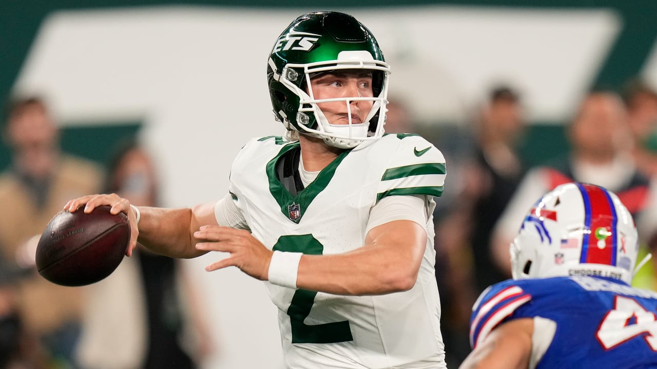 Zach Wilson steps up as Jets' starting QB after Aaron Rodgers' injury