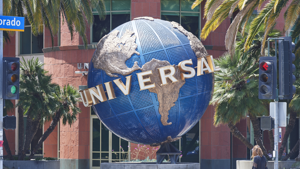 "Universal Music and Spotify Strengthen Alliance Amid TikTok Dispute"