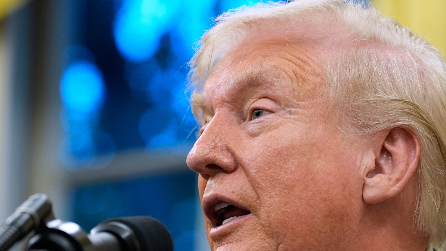 Featured image for Federal Worker Layoffs Begin Amid Government Shutdown and Political Pressure