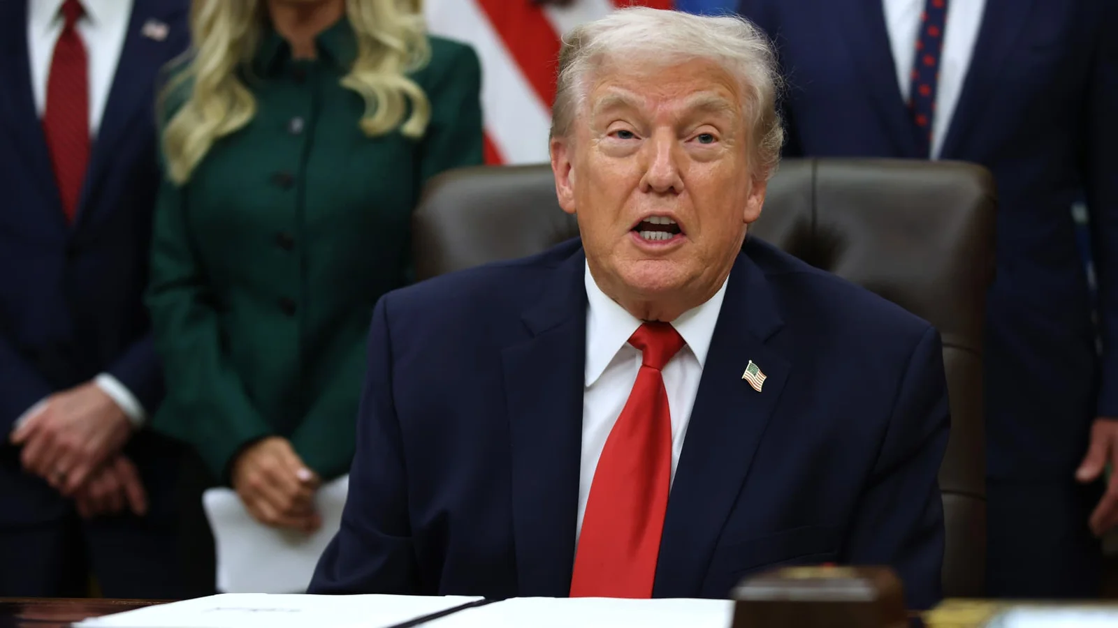 Trump to unveil Fed chair pick Friday as four contenders remain