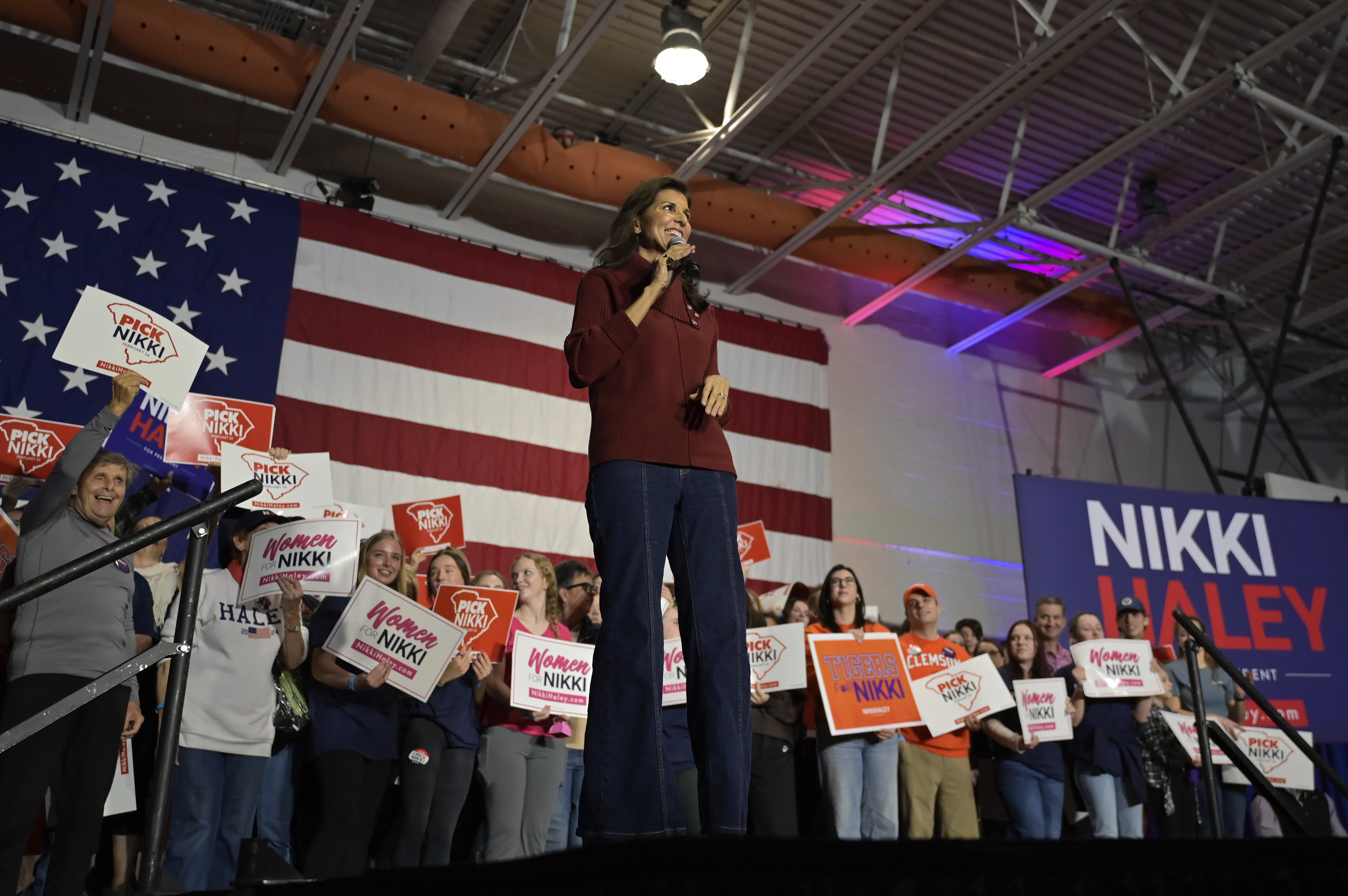 Featured image for "Haley Continues Criticism of Trump's Legal Expenses"