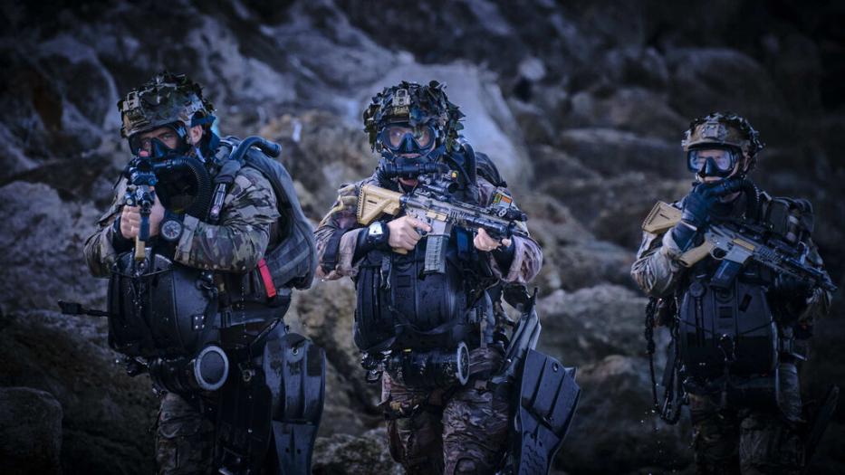"Escalating Tensions: The Debate Over Sending Foreign Troops to Ukraine"