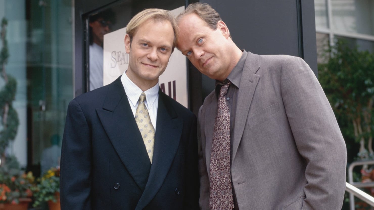 Featured image for David Hyde Pierce's Decision to Skip 'Frasier' Reboot Explained