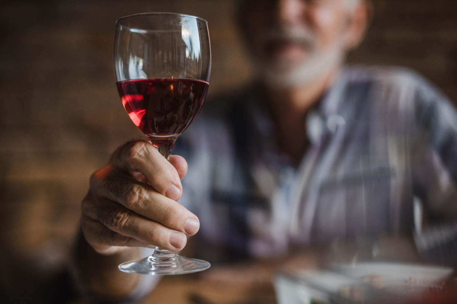 Understanding Alcoholic Dementia: Symptoms, Progression, and Treatment