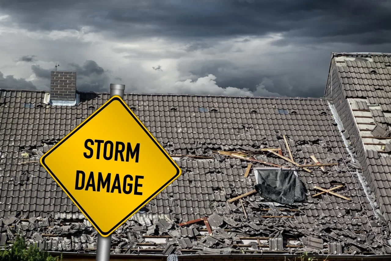 Severe storms cause damage and power outages across Tennessee Valley and Mississippi.