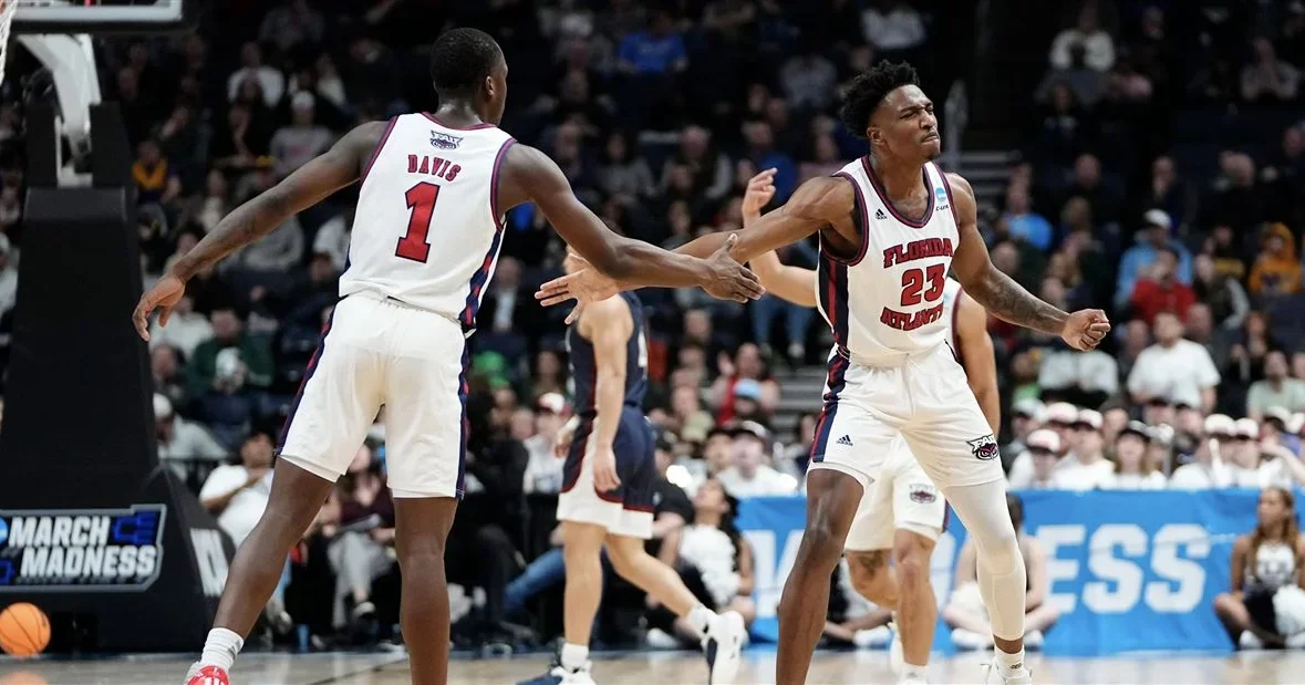 "FAU faces Tennessee in Sweet Sixteen showdown"