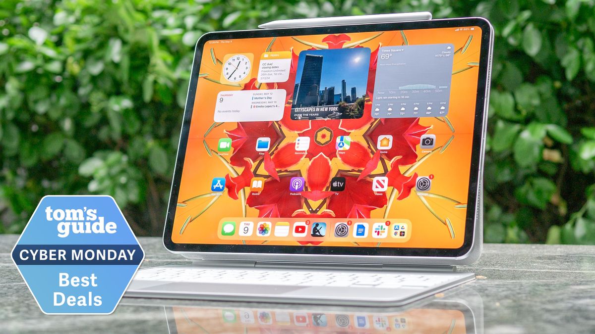 Featured image for Top Cyber Monday Apple Deals: iPads, AirPods, and More