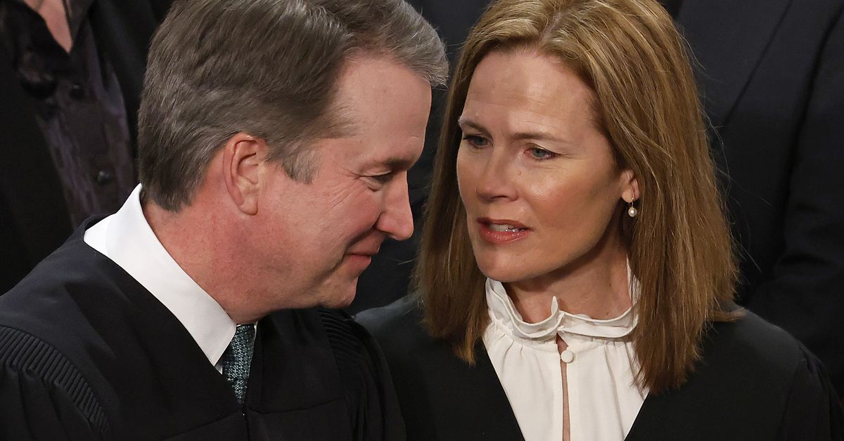 Featured image for "Internal Strife: Republican Judges Clash Over 'Judge Shopping' Tactics"