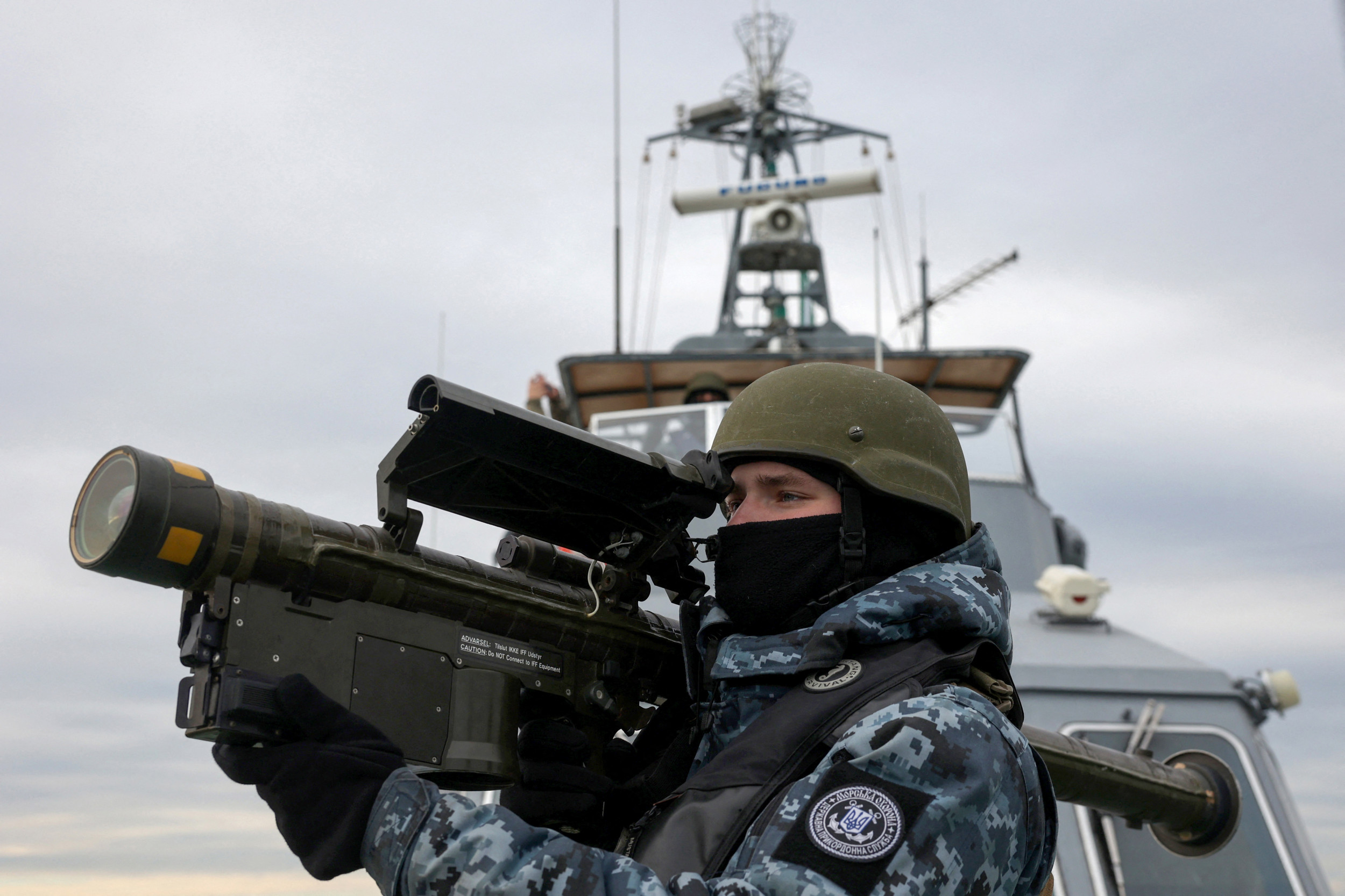"Ukraine Strikes Russian Warships in Crimea: Latest Updates"
