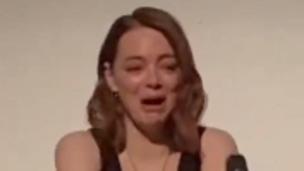 Featured image for Emma Stone Moved to Tears by 'Lonely' Autistic Fan's Heartfelt Q&A at Poor Things Screening