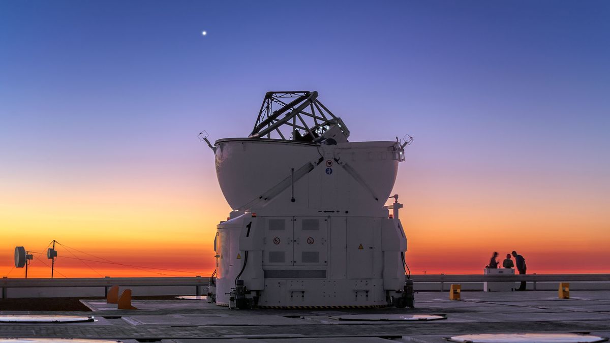 Featured image for "Planetary Conjunction: Venus and Mars Align in Spectacular Sky Show"