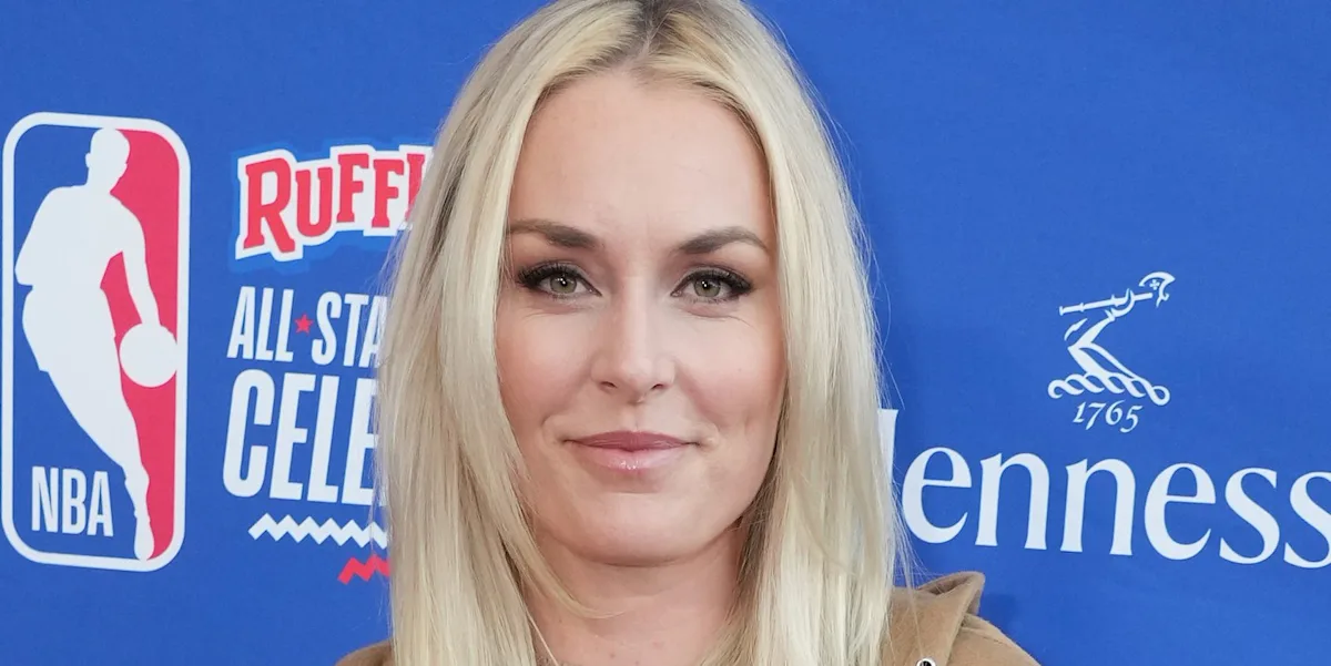 Featured image for Lindsey Vonn Shows Off Toned Booty and Abs in Thong Swimsuit on IG