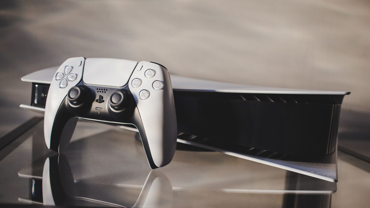 Featured image for "Rumored PS5 Pro: 4X Higher RT Performance and AI-Based PSSR Upscaling for 2024 Release"