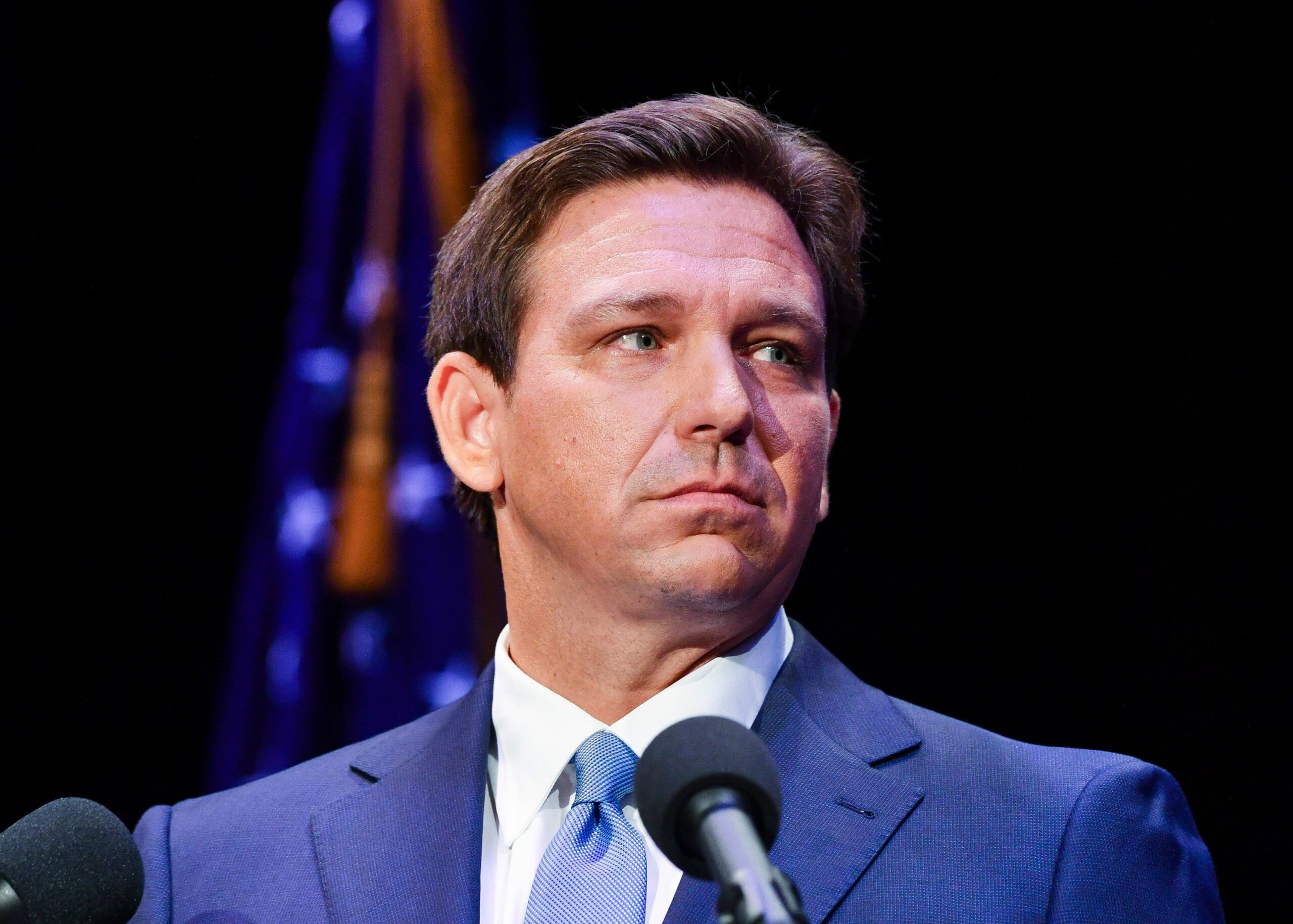 "Ron DeSantis Returns to Iowa as Donald Trump Dominates in Latest Poll"