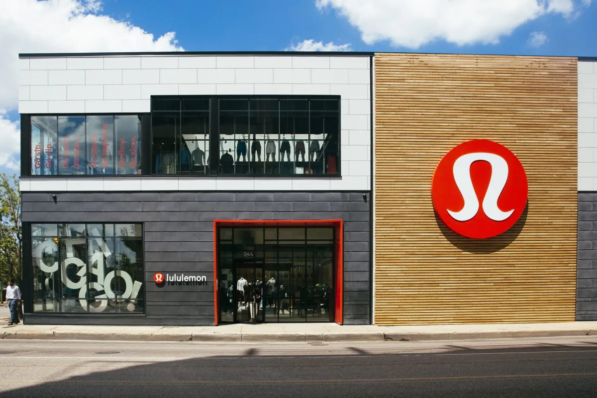 Featured image for Lululemon Stock Tumbles on Sluggish Sales Forecast