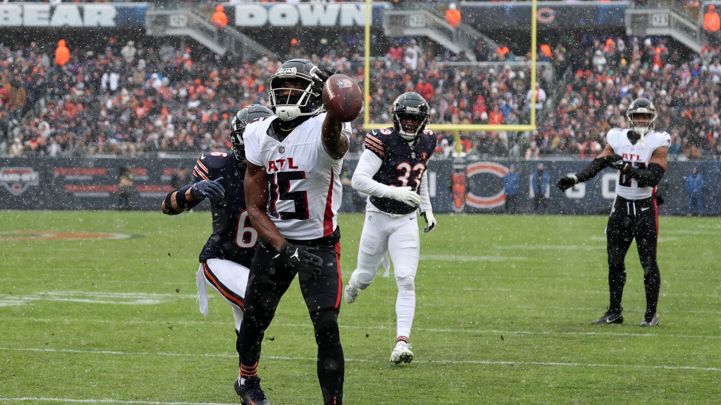 Featured image for Steelers Sign Van Jefferson to One-Year Deal