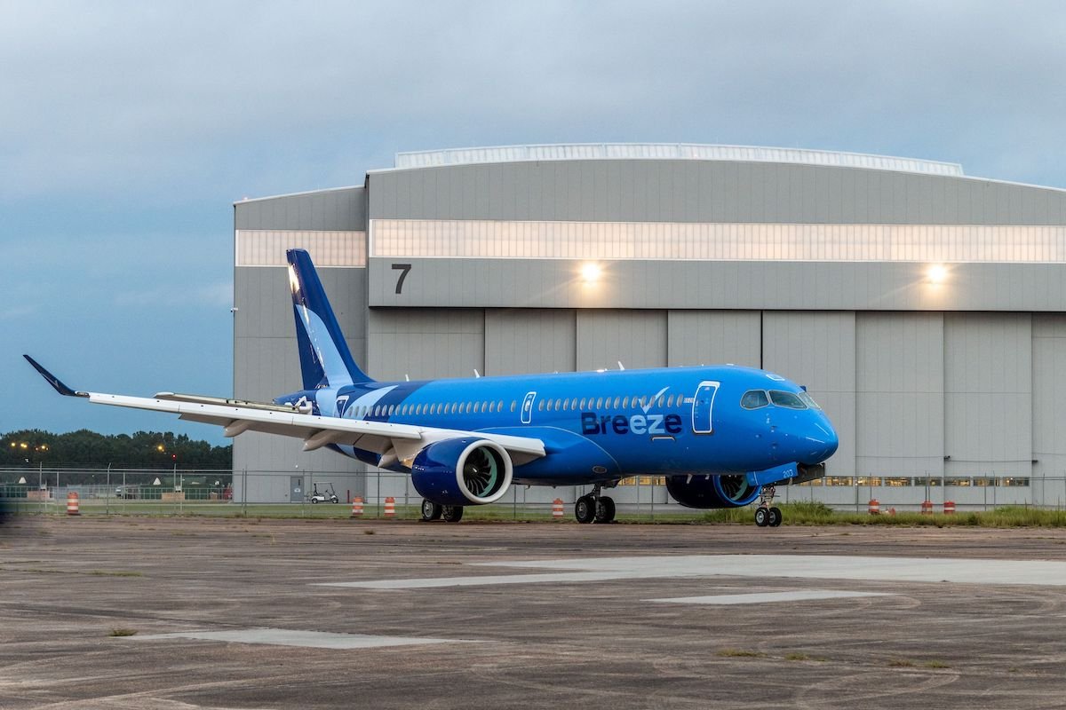 Breeze Airways Expands Nonstop Routes to Charleston and West Virginia.