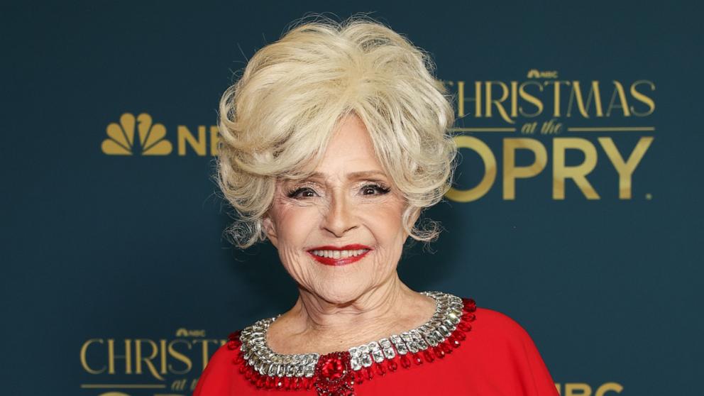 Featured image for Brenda Lee's Emotional Reaction as 'Rockin' Around the Christmas Tree' Tops Charts