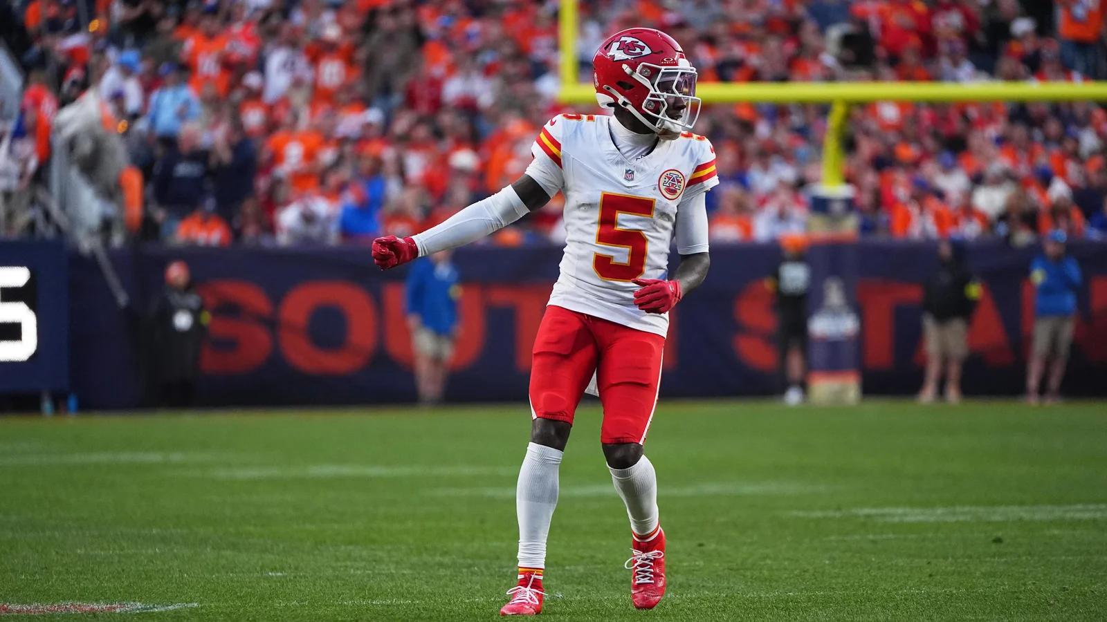 Hollywood Brown Lands with Eagles as A.J. Brown Trade Talk Intensifies