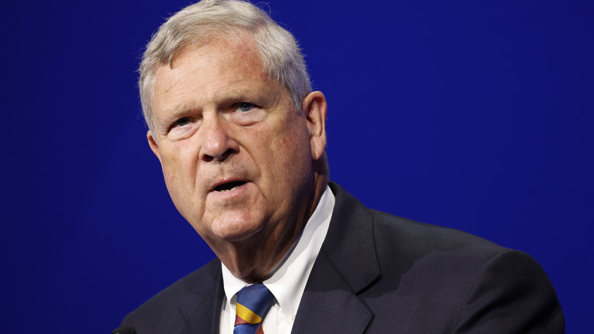 Featured image for Biden administration pledges $11 billion for rural renewable energy projects.