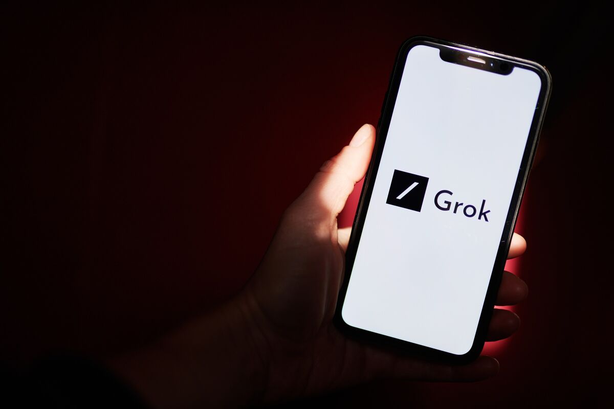 US Government to Deploy Elon Musk's Grok AI for Official Use