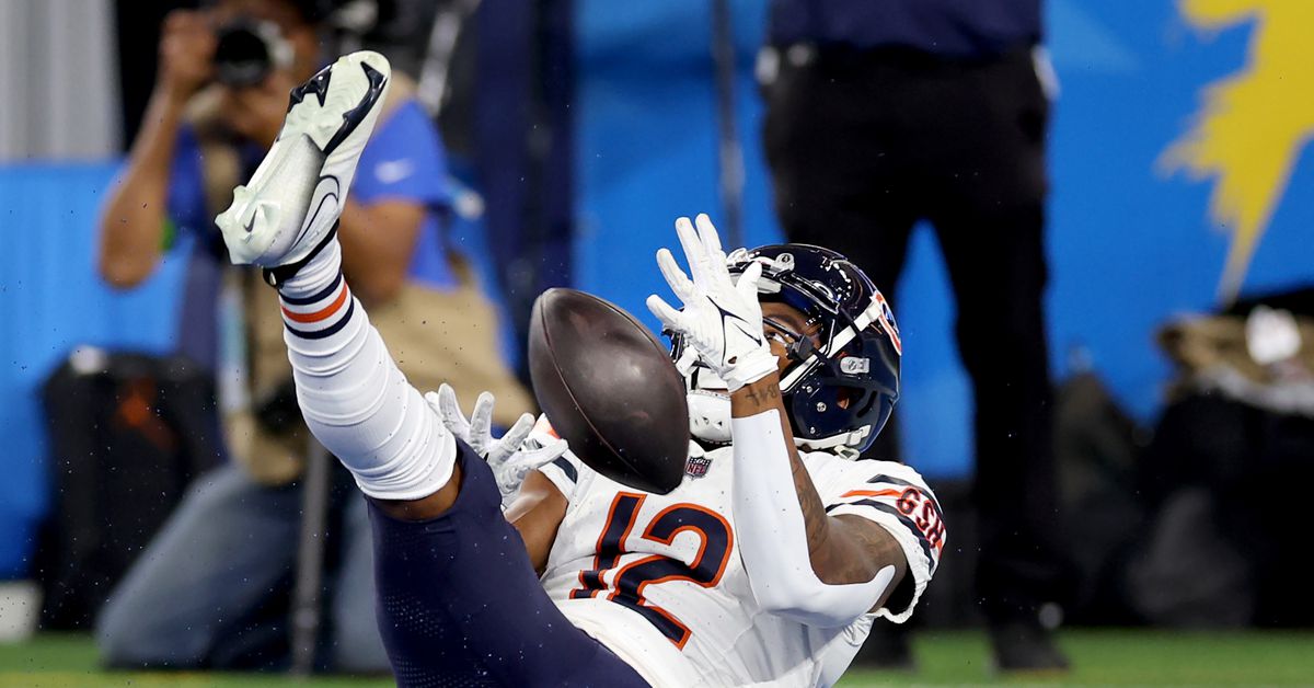 "Chicago Bears' Struggles Exposed in Loss to Los Angeles Chargers"