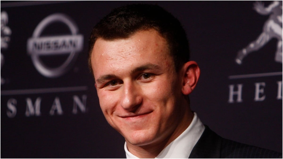 Featured image for "Johnny Manziel Stands with Reggie Bush, Boycotts Heisman Ceremony"