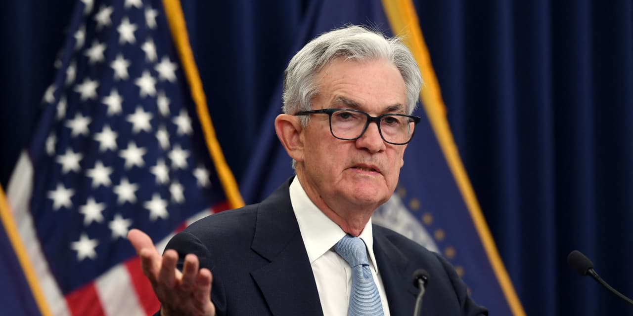 The Fed's Uncertain Path Amidst Inflation and Recession Concerns