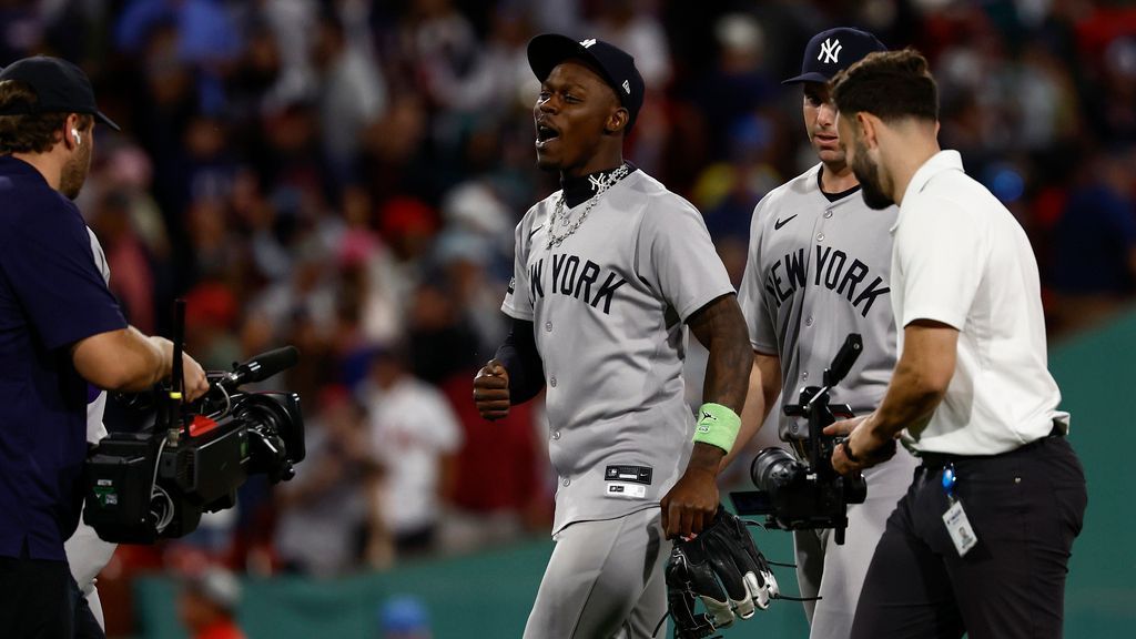 Featured image for Yankees' Winning Streak Extends as Jazz Chisholm Leads Series Victory