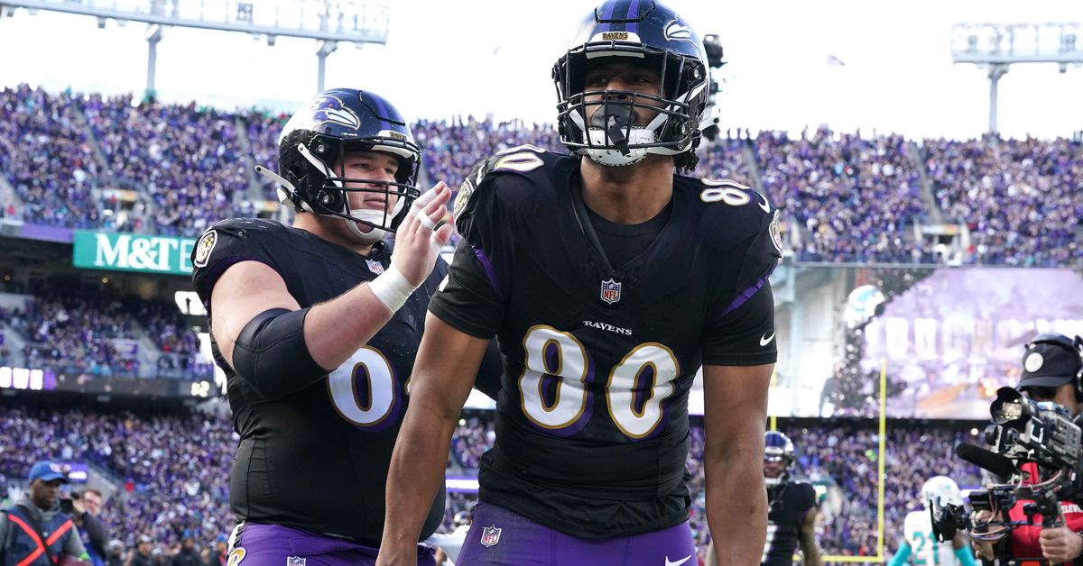 "Lamar Jackson Dominates Week 17: Ravens' Victory Sparks Debate and Fantasy Impact"