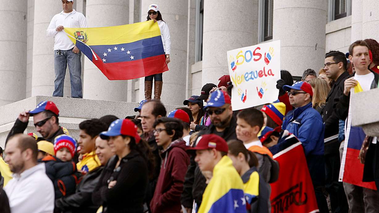 Featured image for Support for Venezuelan Migrants Grows as Immigration Programs Expand