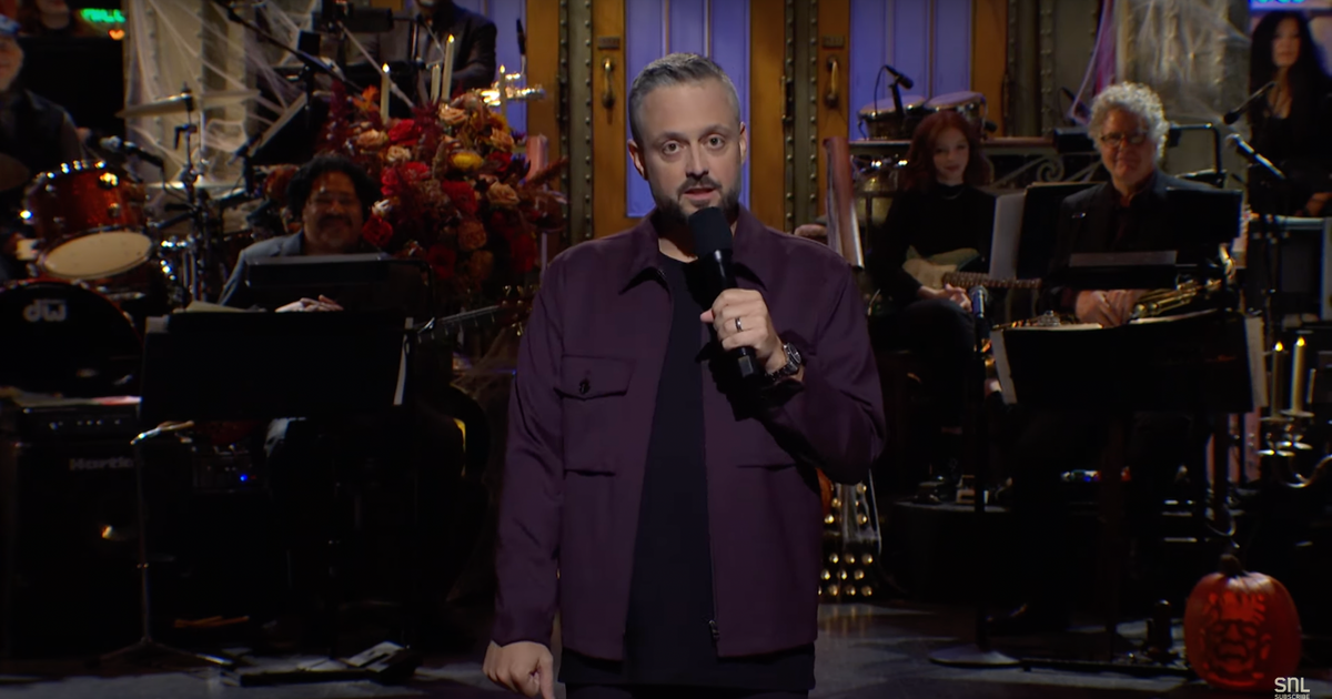 Nate Bargatze Reflects on SNL Hosting Debut with Help from Pete Davidson and Jerry Seinfeld