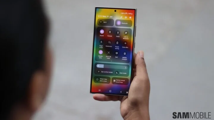 Featured image for Leaked: Samsung Galaxy S25 Ultra Reveals New Design and One UI 7.0