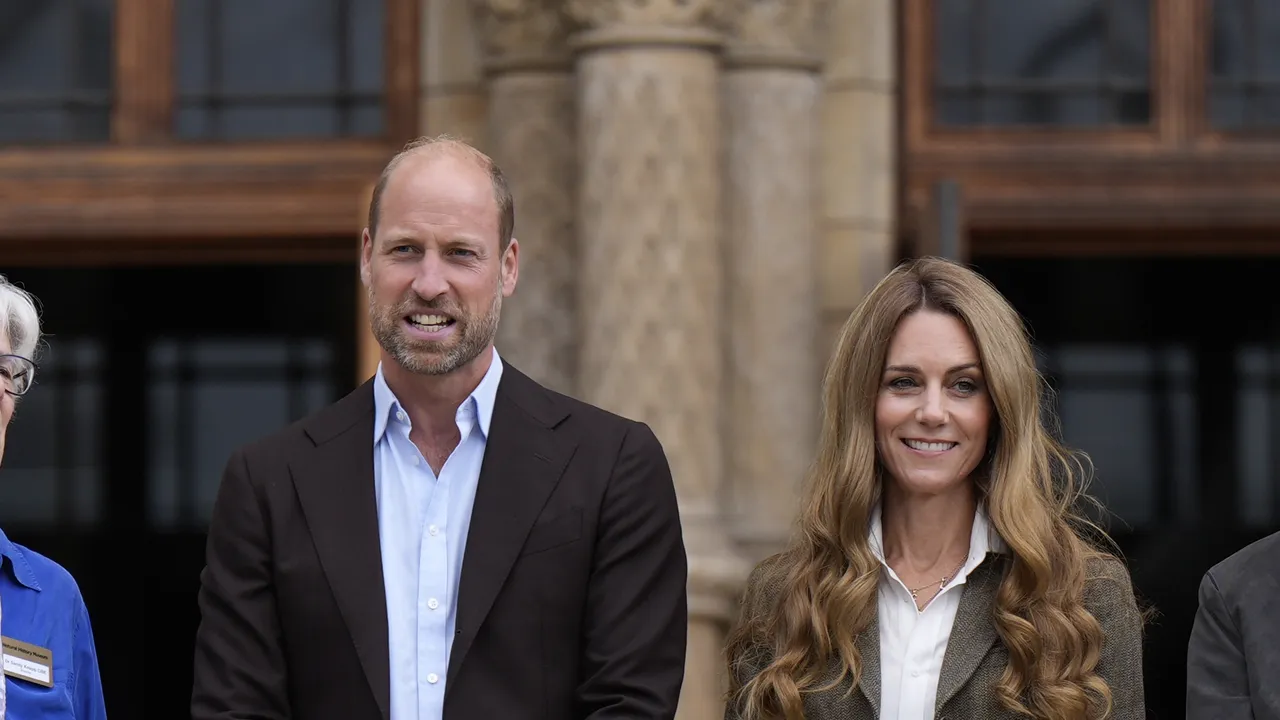 Featured image for Kate Middleton Debuts Stunning Blonde Hair During Royal Museum Visit