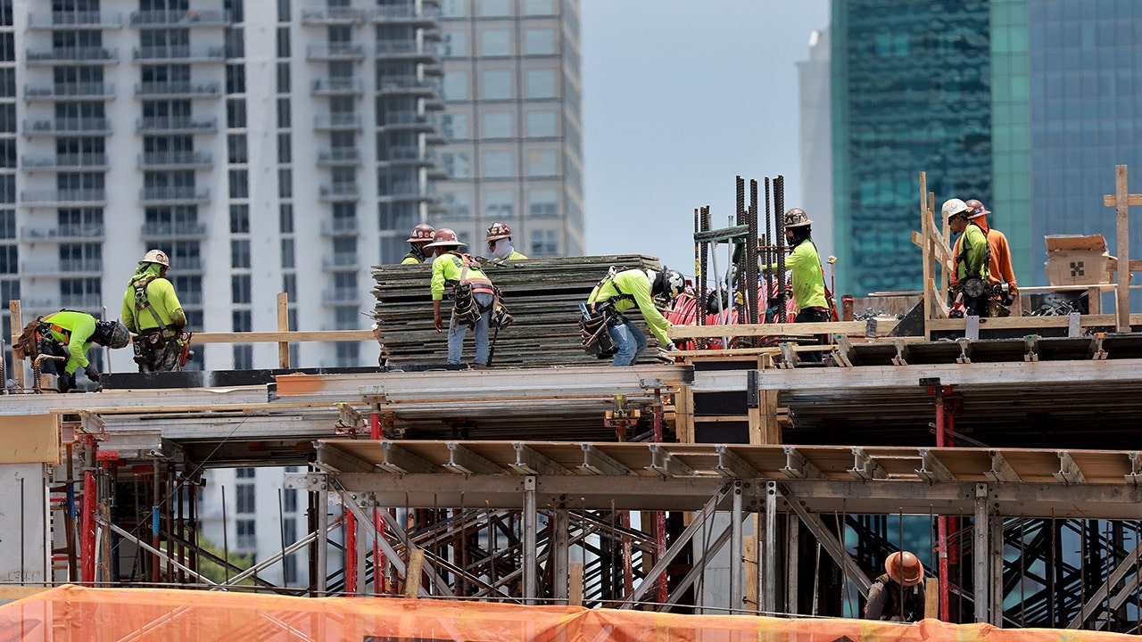 October Jobs Report Indicates Slowing Hiring and Cooling Job Growth