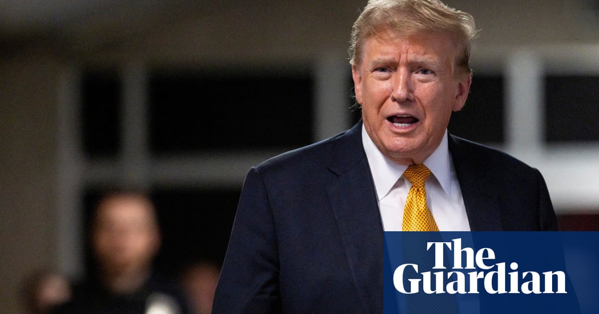 Featured image for Senate Democrats Investigate Trump's $1B Oil Industry Deal