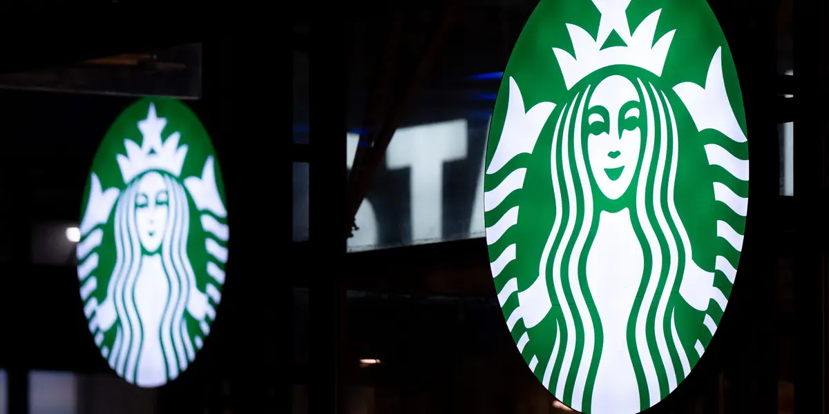 Featured image for Starbucks Employees Face Mandatory Office Return or Payout