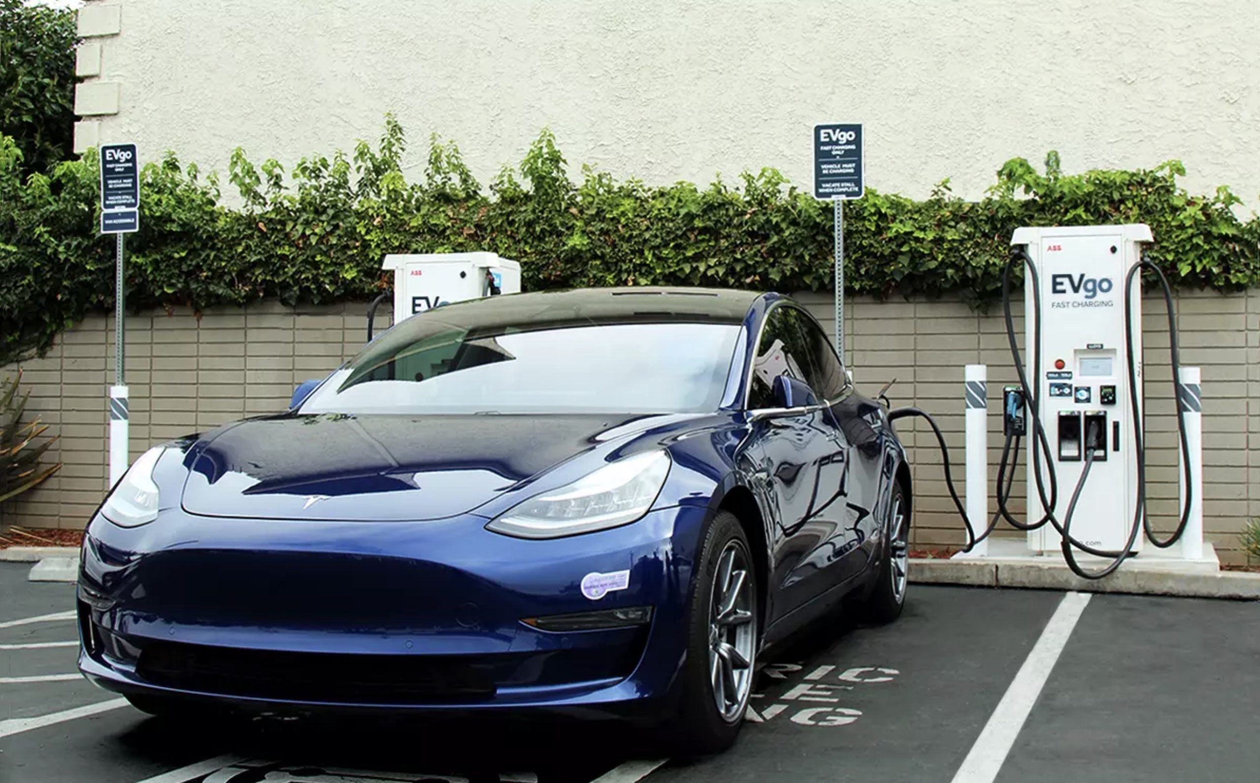 Featured image for "Biden's $7.5 Billion Investment Powers First EV Charging Station in Ohio"