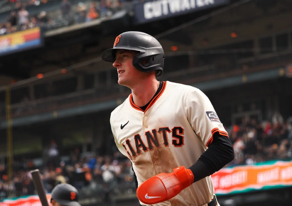 Giants DFA Tyler Fitzgerald to Clear Room for Dylan Smith
