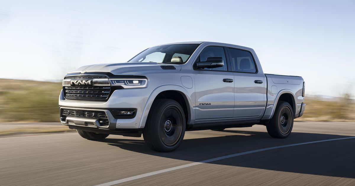 "Ramcharger: The Hybrid Pickup That Combines EV Efficiency with Gas-Powered Backup"