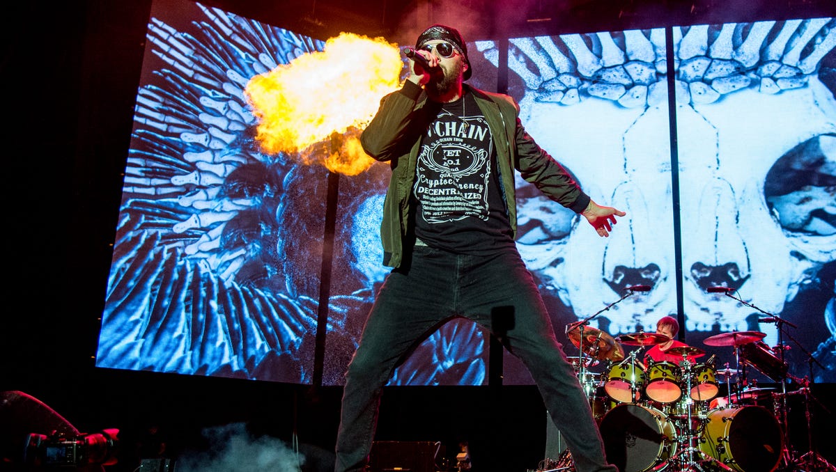 Featured image for Louder Than Life 2023: Saturday's Stage, Set Times, and Tattoo Souvenirs