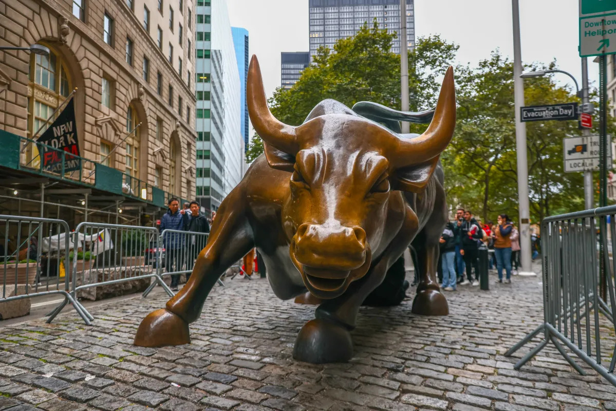 Investors' Confidence in Lower Bond Yields Surges, Reveals BofA Survey