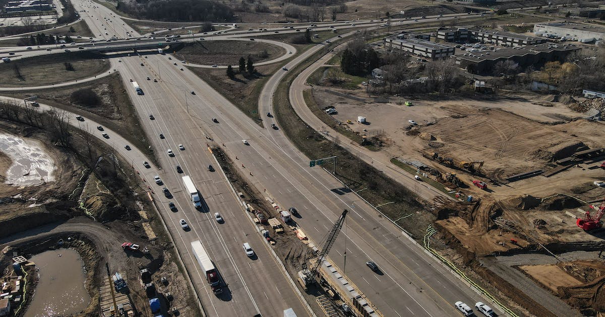 Featured image for MnDOT Unveils 2023 Minnesota Construction Projects.