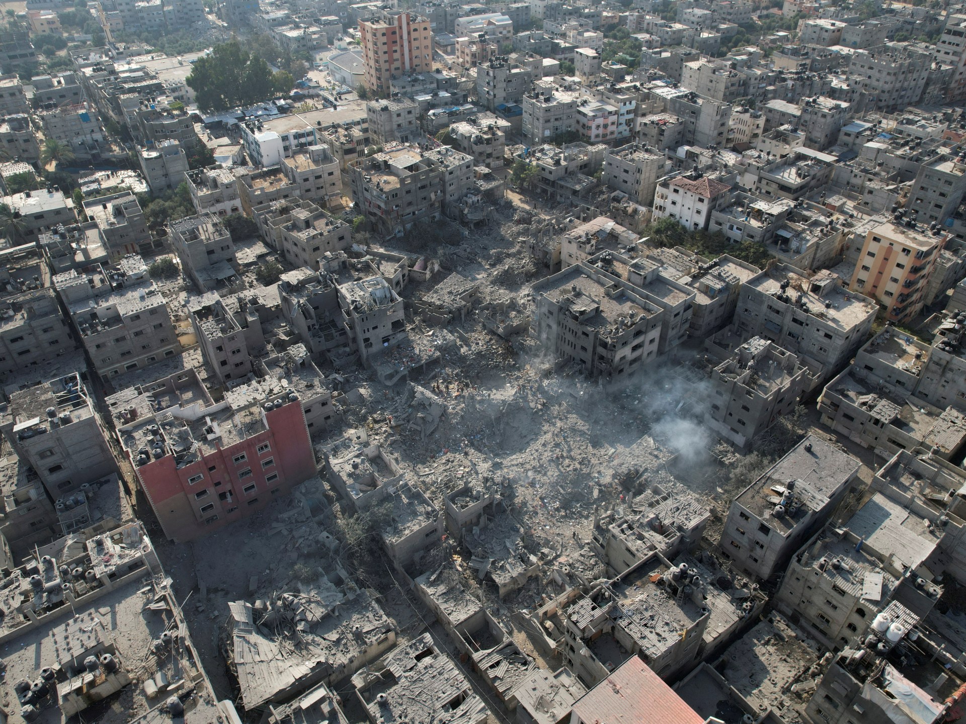 "Israel-Hamas War: Israeli Forces Close in on Gaza City, UN Shelters Hit, Calls for Humanitarian Pause Ignored"