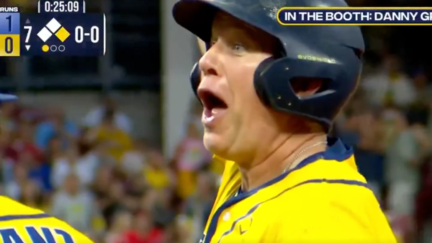 Featured image for Ex-MLB Star Sean Casey Injured During Savannah Bananas Game