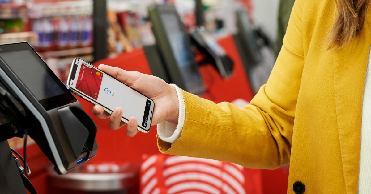 "Government's Antitrust Battle with Apple: Impact on iPhone Users"