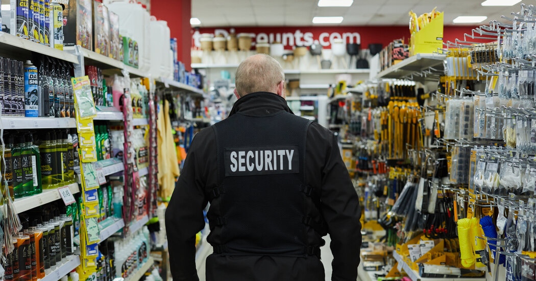 The Growing Role of Facial Recognition in Combating Shoplifting