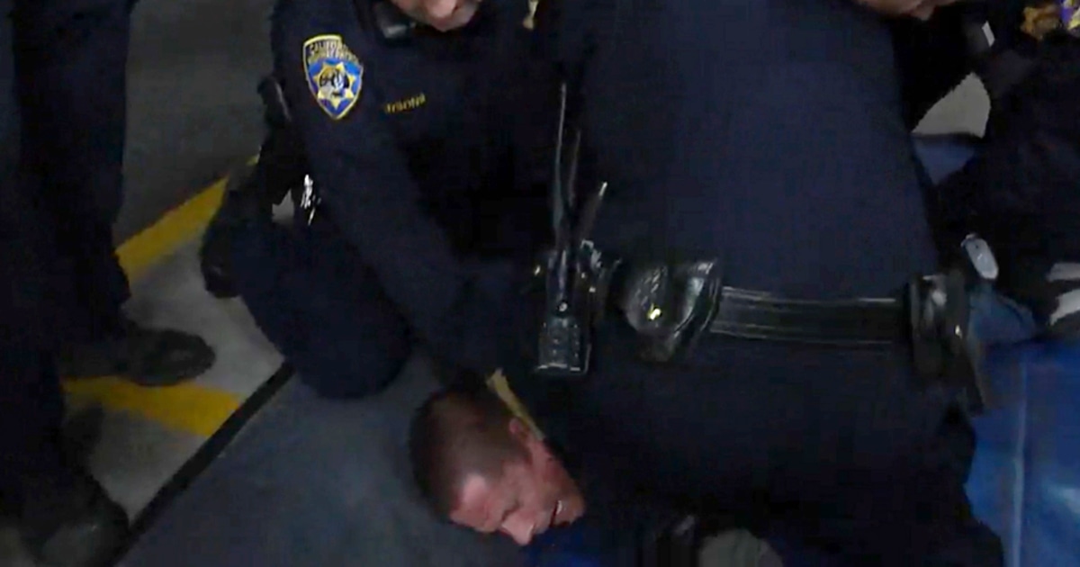Charges filed against 7 California officers and nurse in 2020 in-custody death.