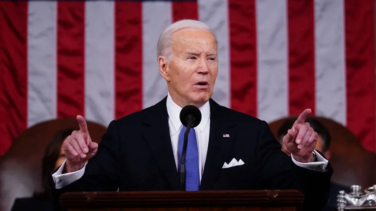 "Biden's Controversial Statements and Apology Spark Political Backlash"